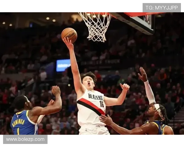 杨瀚森稳步提升赛季持续发力 杨瀚森稳步提升赛季持续发力